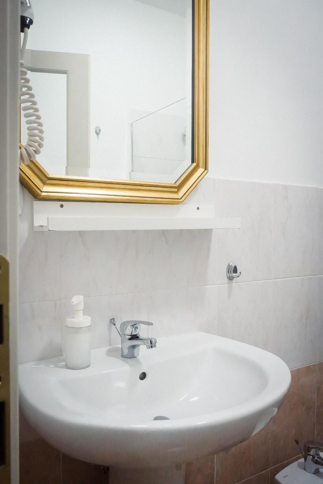 La Boheme Smart Hotel Торино Екстериор снимка